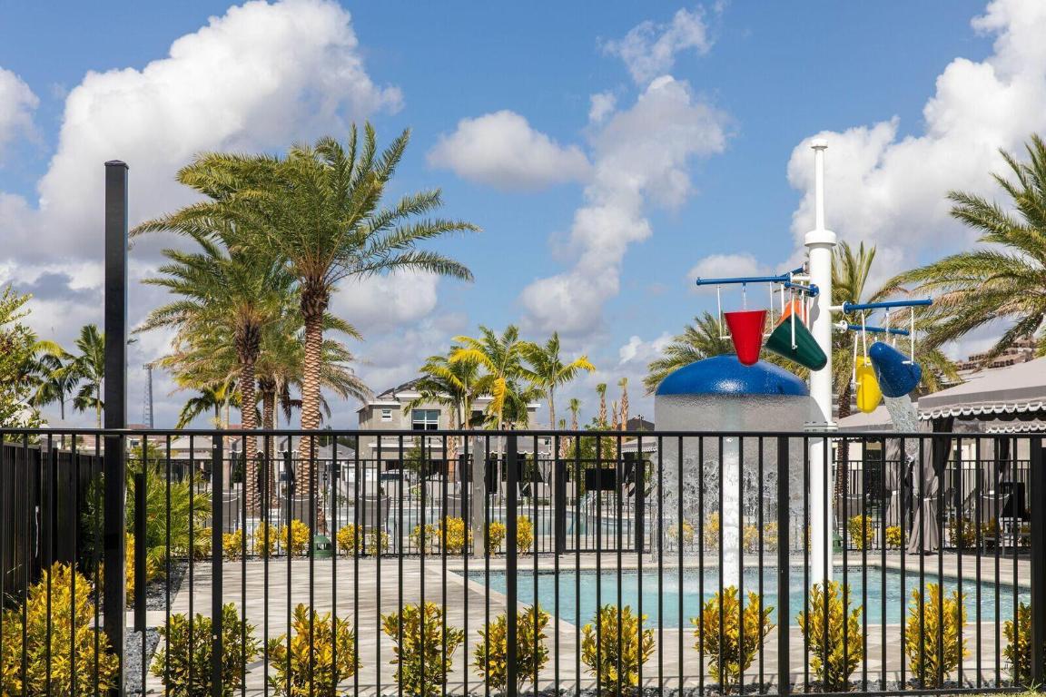 DAKOTA - Residential