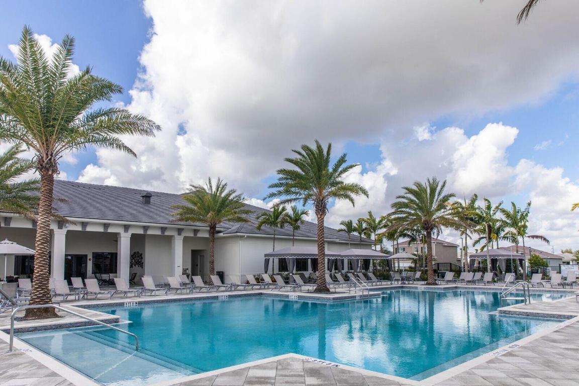 DAKOTA - Residential