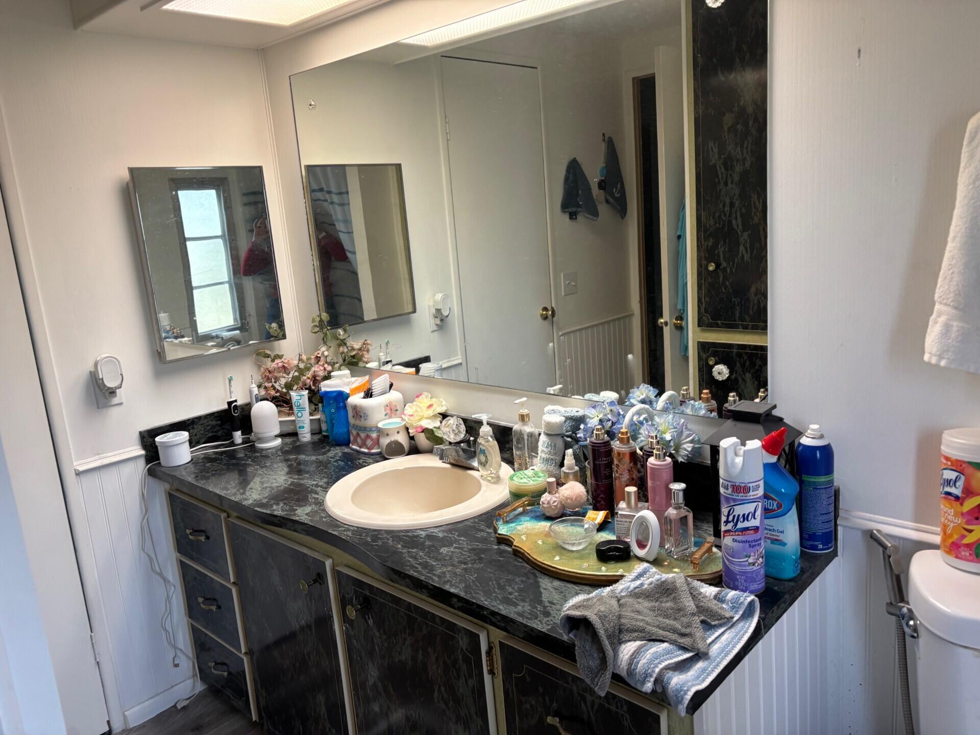 MARALAGO CAY - Residential