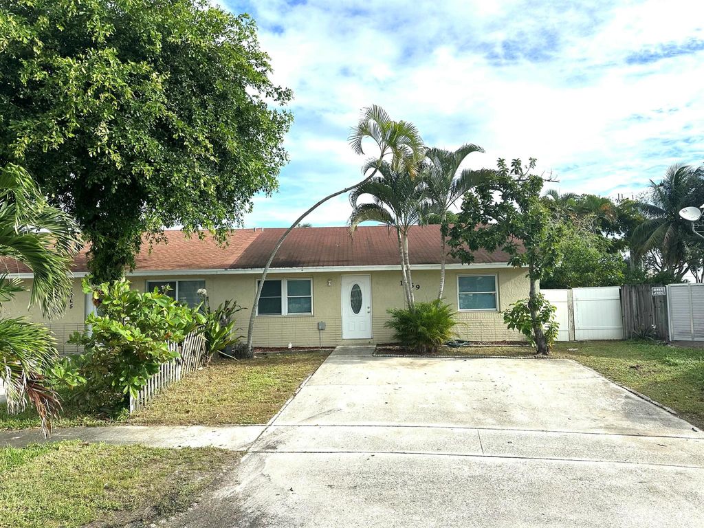 Photo of 1769 Keenland Circle, West Palm Beach, FL 33415 (MLS # R11131156)