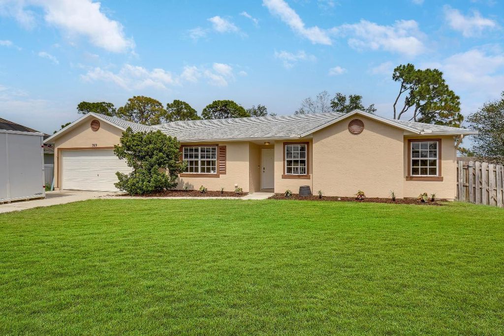 Photo of 769 SW Hogan Street, Port Saint Lucie, FL 34983 (MLS # R10988746)