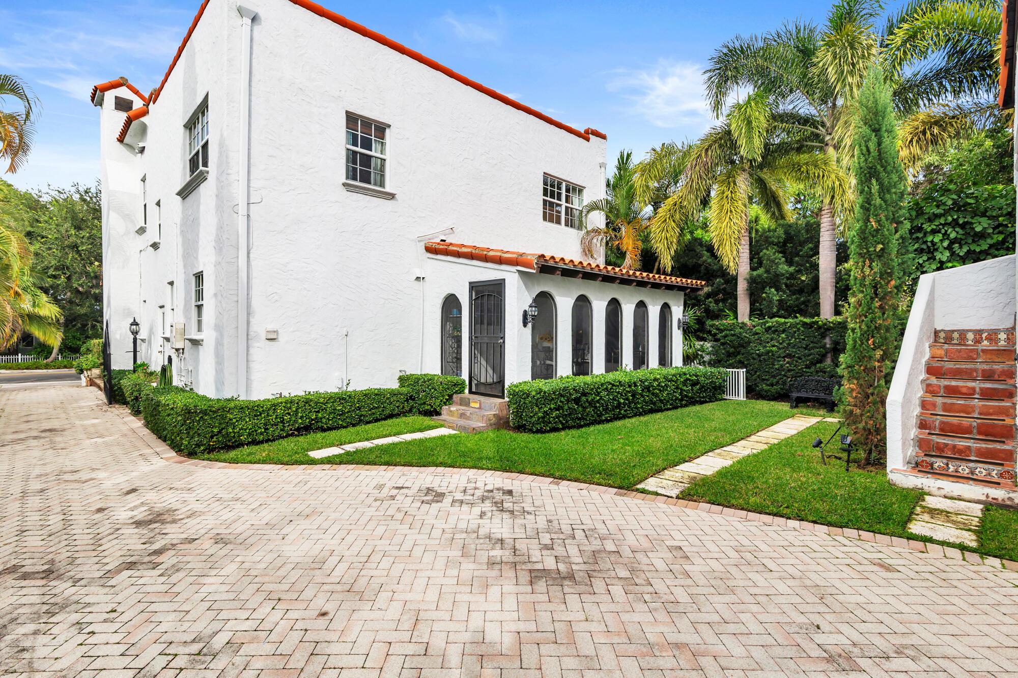 FLAMINGO PARK - Residential