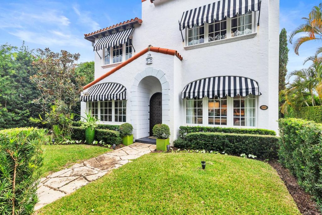 Photo of 710 Flamingo Drive, West Palm Beach, FL 33401 (MLS # R11140775)