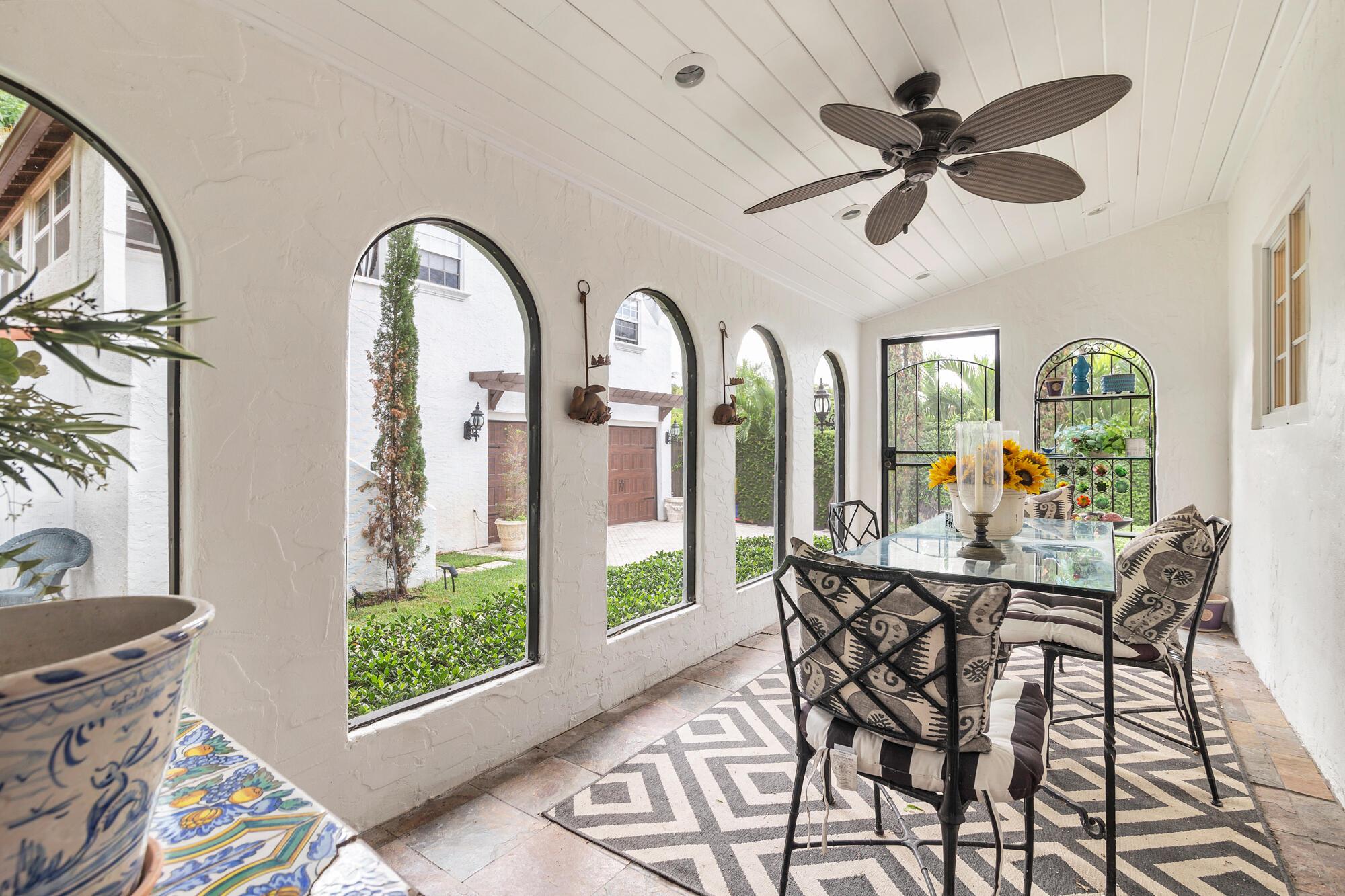 FLAMINGO PARK - Residential