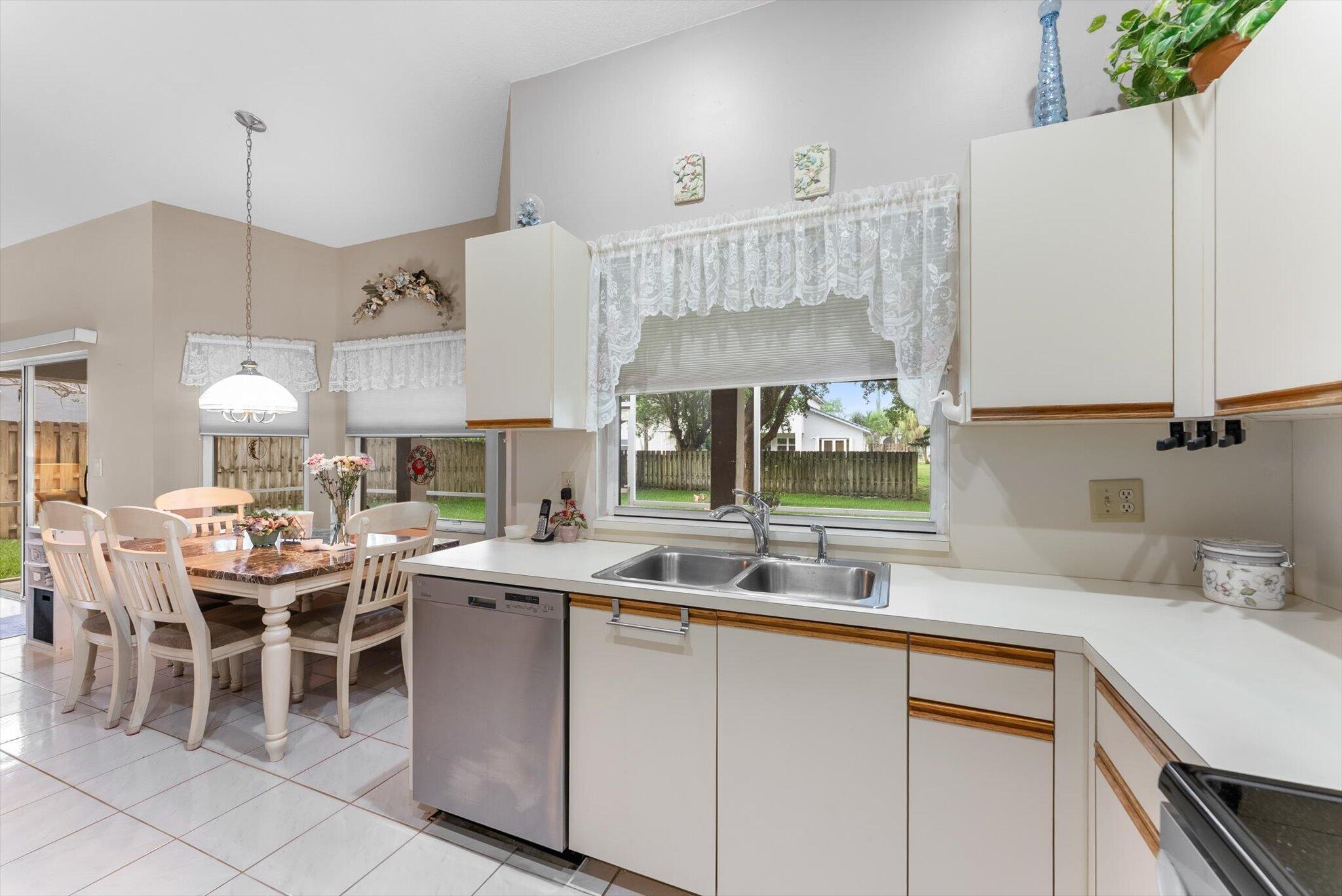 Pasadena Estates of Chapel Trails - Residential