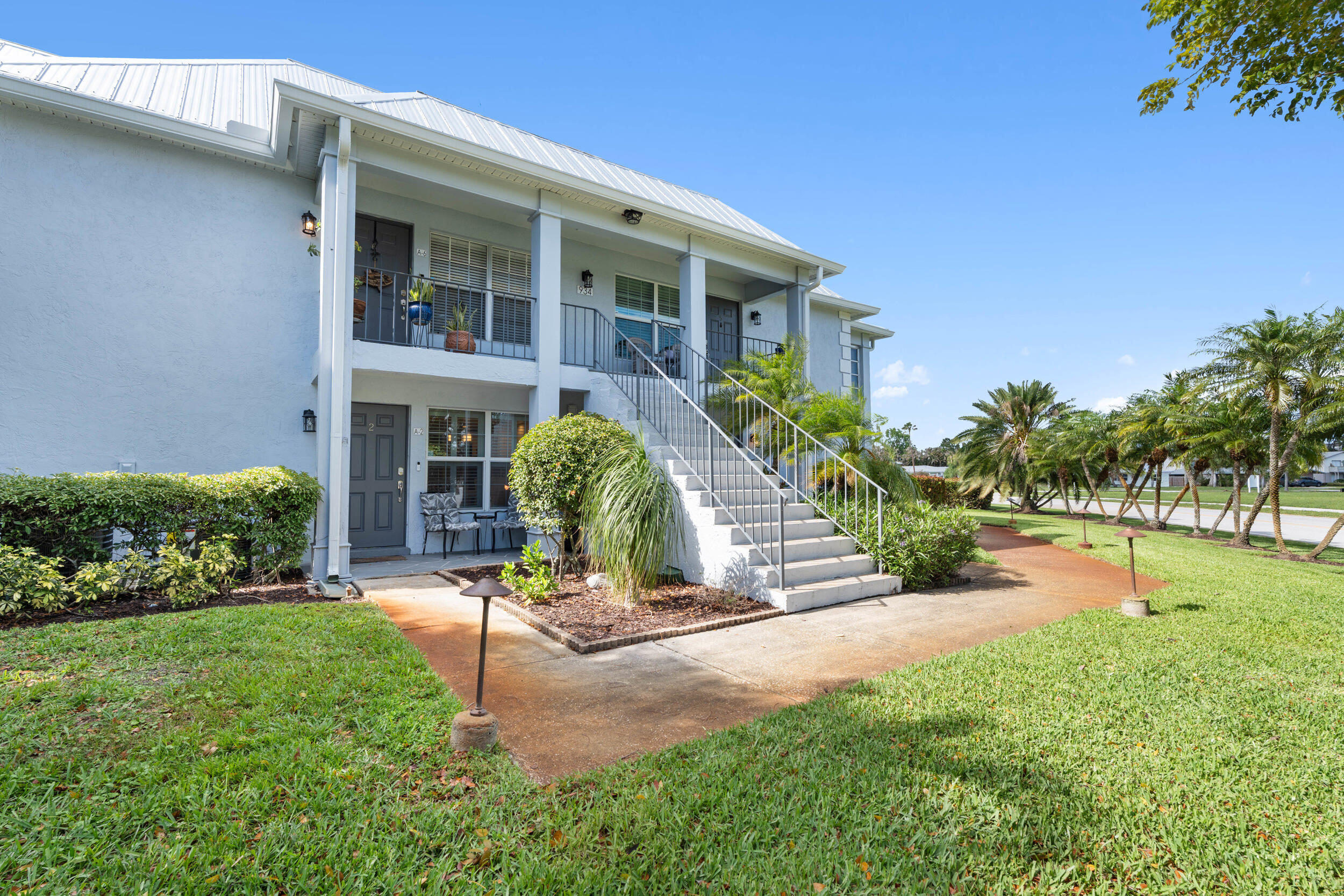 HALF MILE LAKE CONDO - Residential