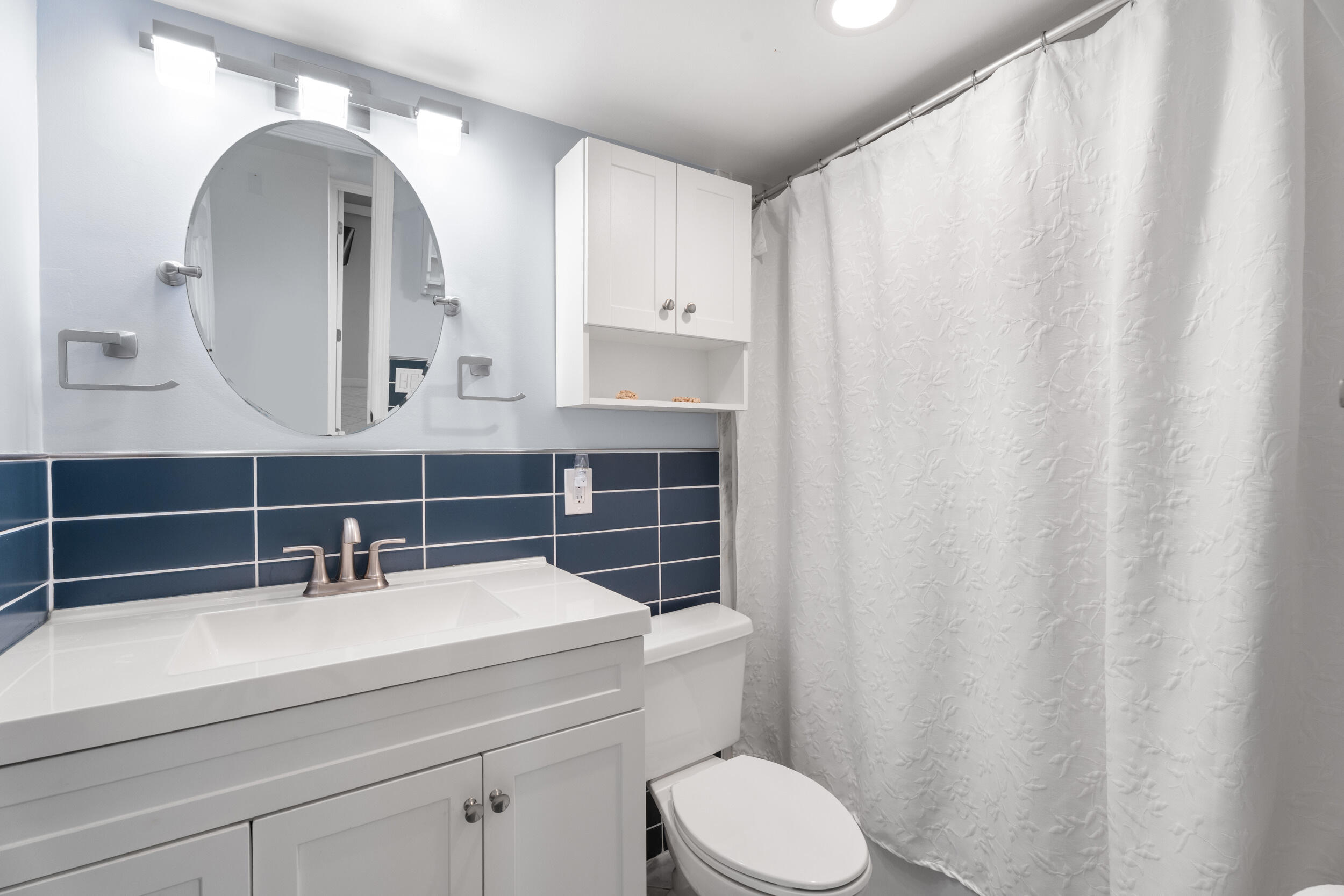 HALF MILE LAKE CONDO - Residential