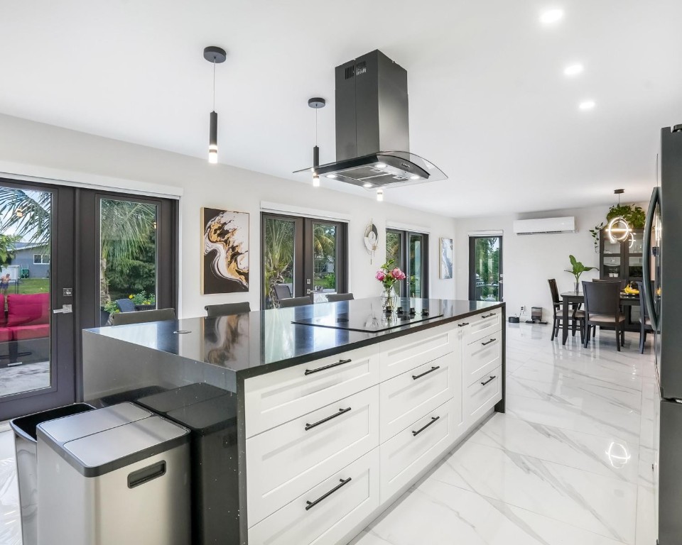 Sunrise Golf Village Sec - Residential