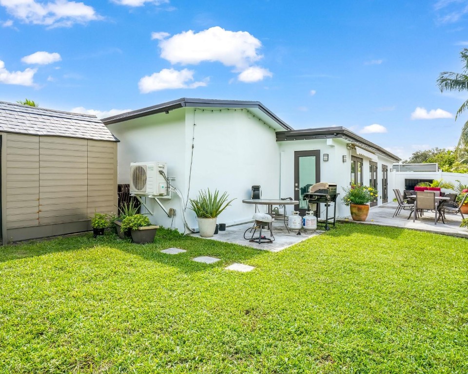 Sunrise Golf Village Sec - Residential