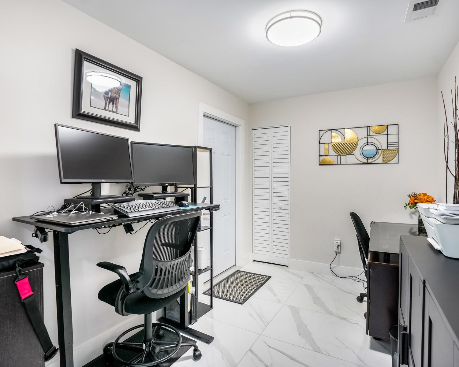 Sunrise Golf Village Sec - Residential