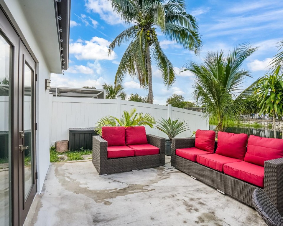 Sunrise Golf Village Sec - Residential