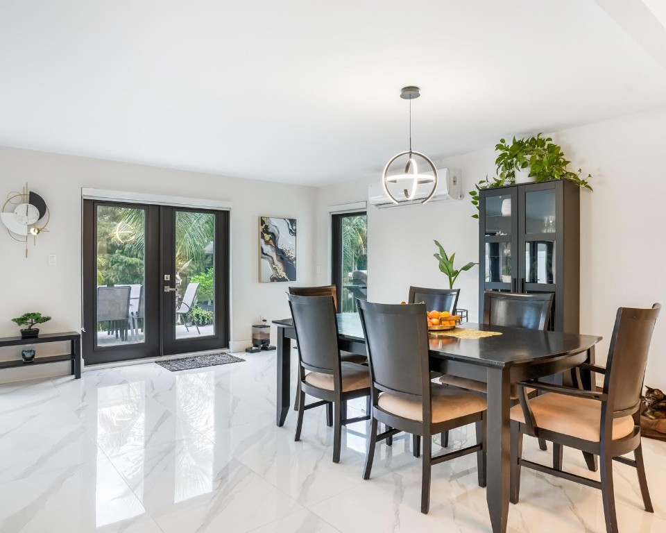 Sunrise Golf Village Sec - Residential