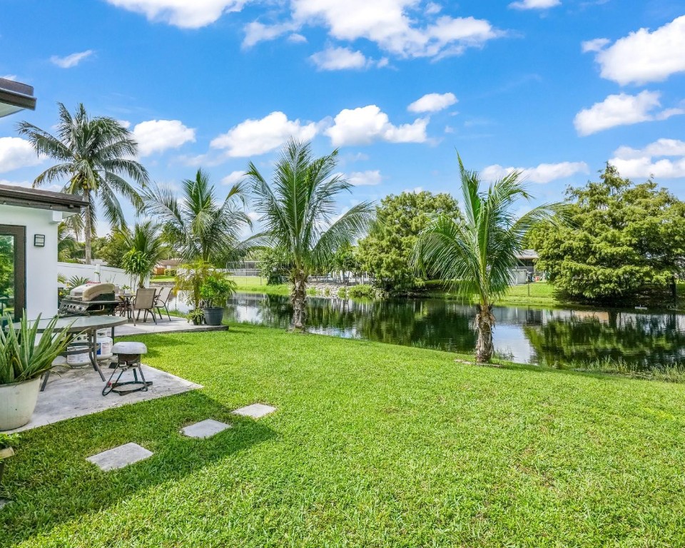 Sunrise Golf Village Sec - Residential