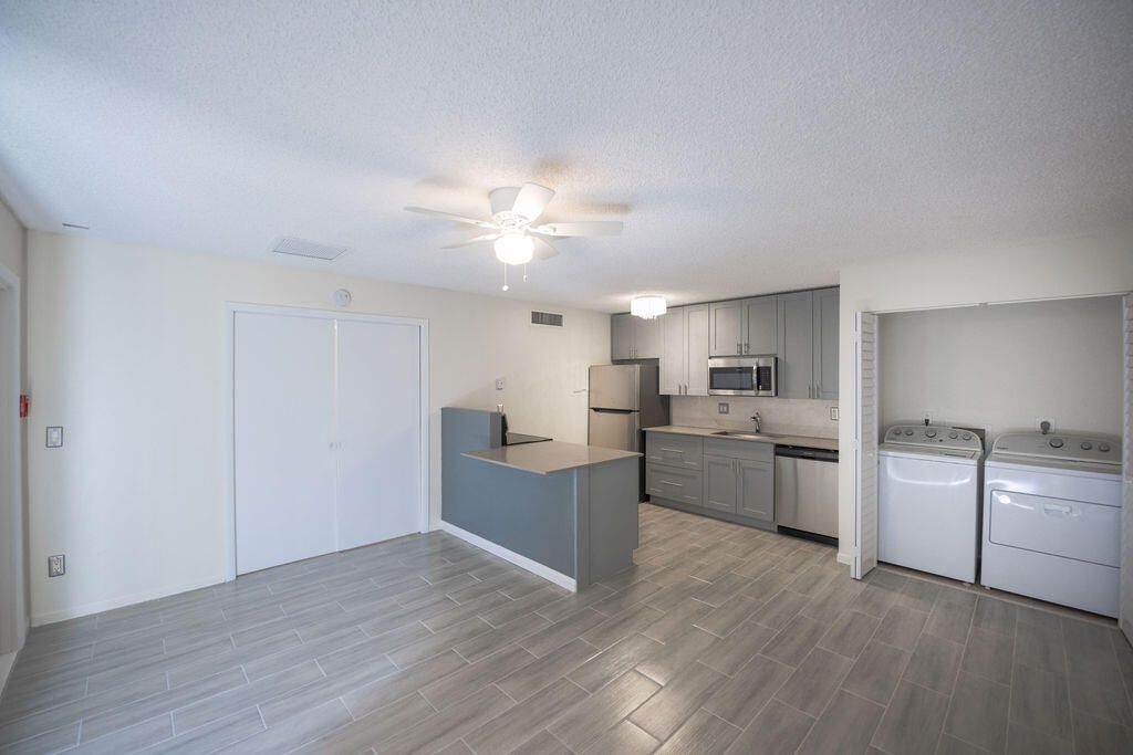 Photo of 641 Executive Center Drive #P203, West Palm Beach, FL 33401 (MLS # R10939702)