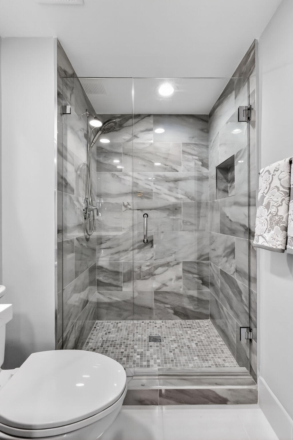 GLENEAGLES CONDO III - Residential