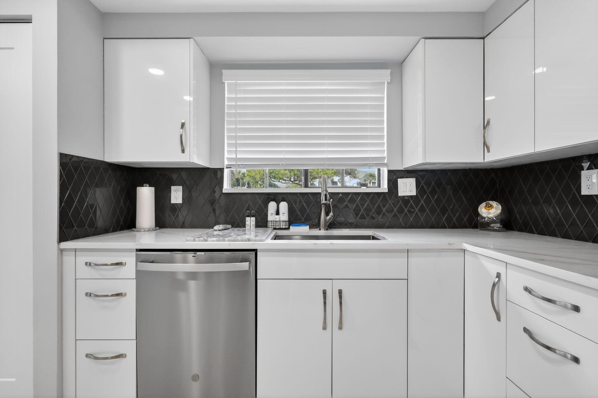 GLENEAGLES CONDO III - Residential