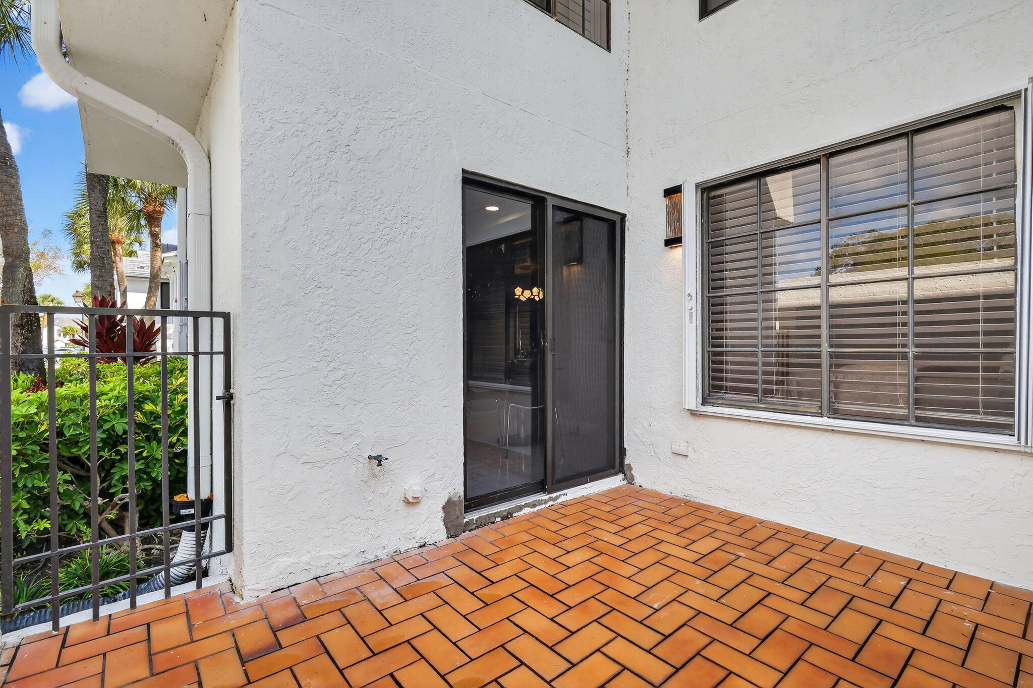 GLENEAGLES CONDO III - Residential