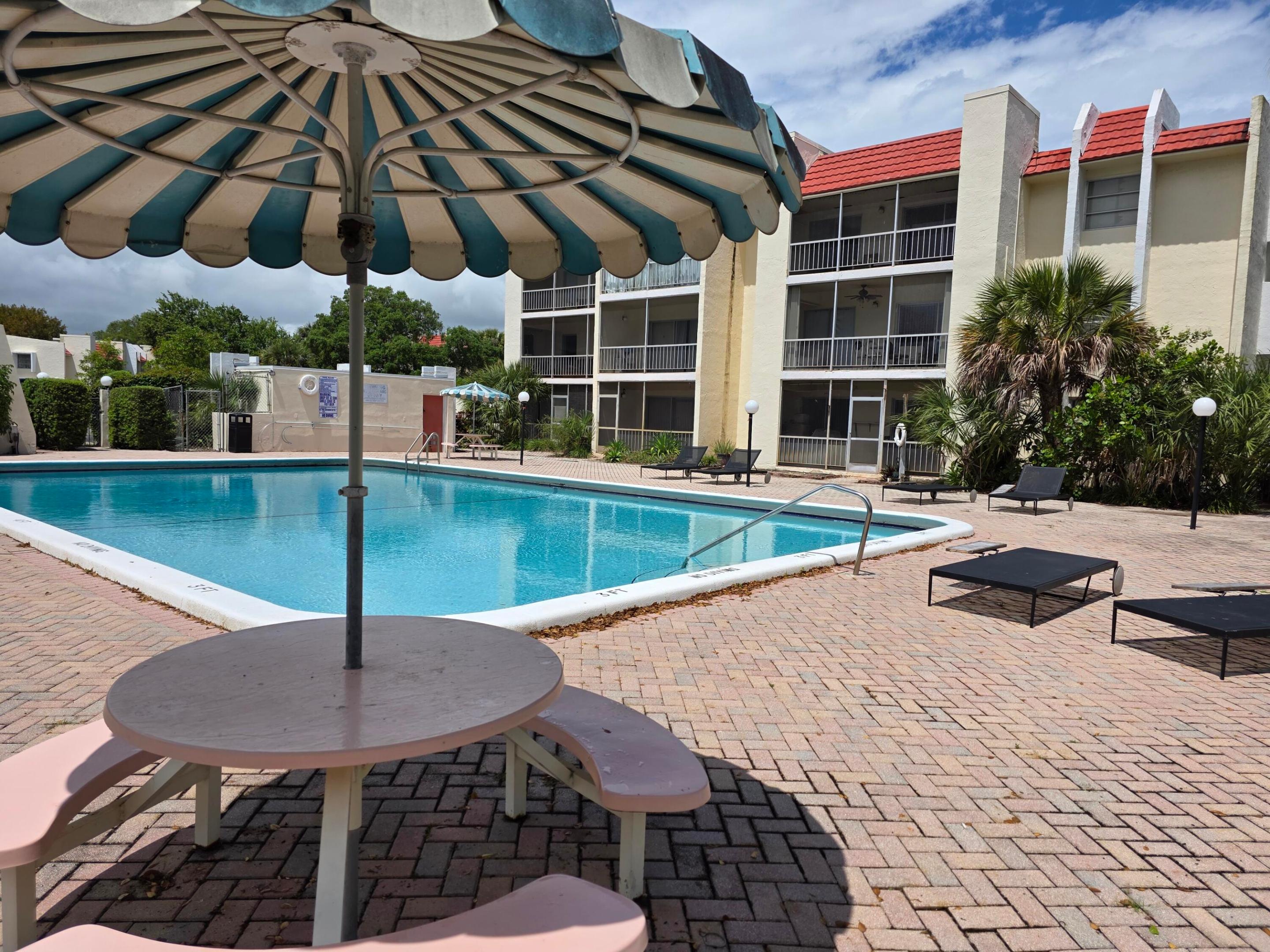 SPANISH OAKS CONDO - Residential Lease