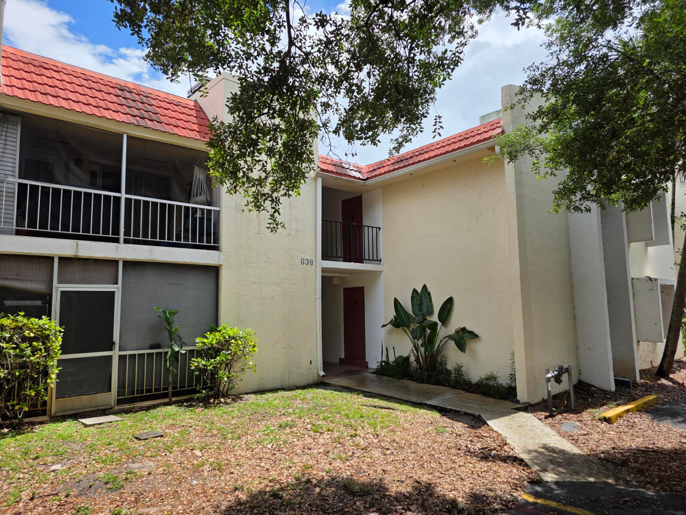 SPANISH OAKS CONDO - Residential Lease