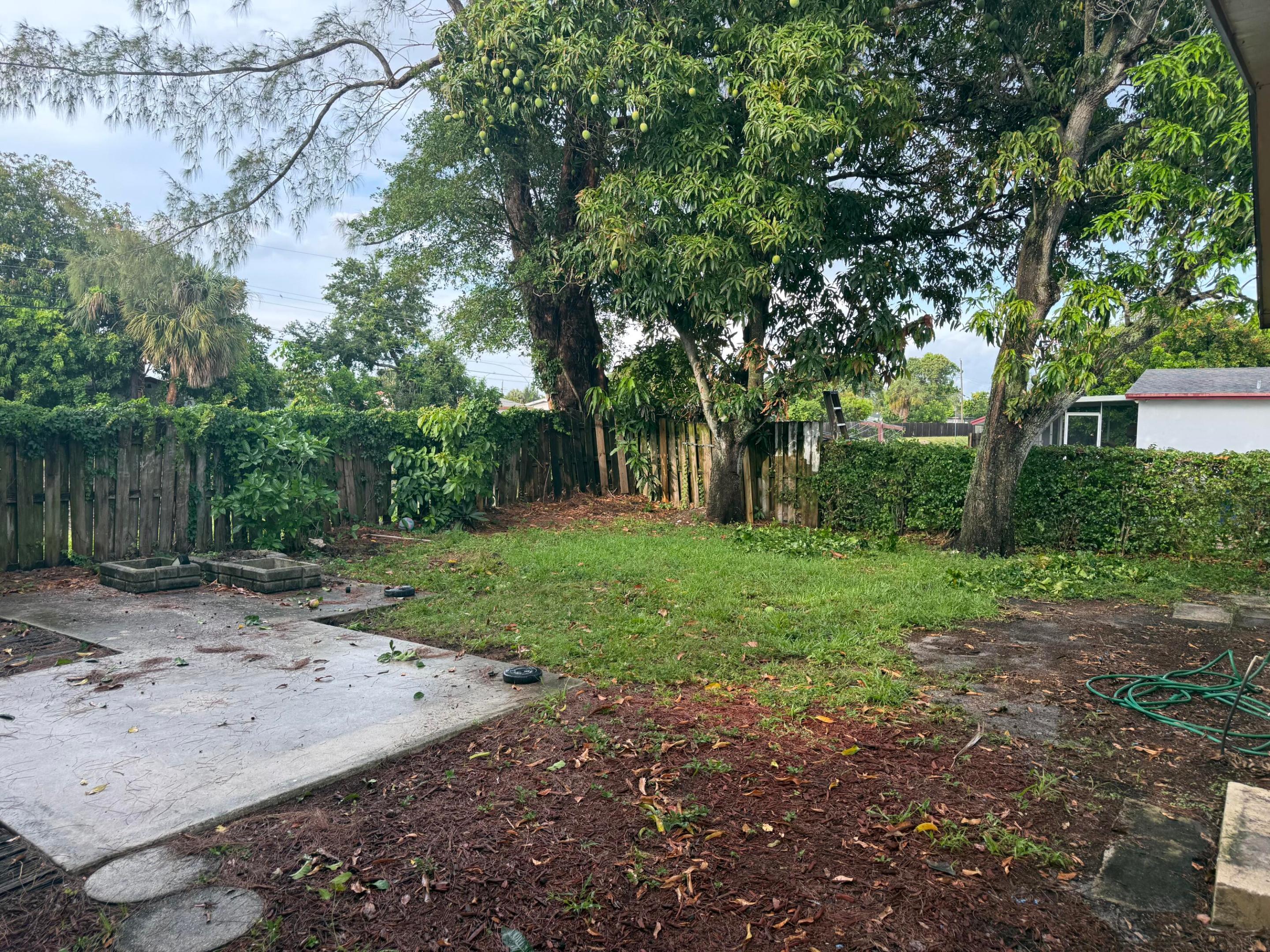 RIVIERA HEIGHTS - Residential