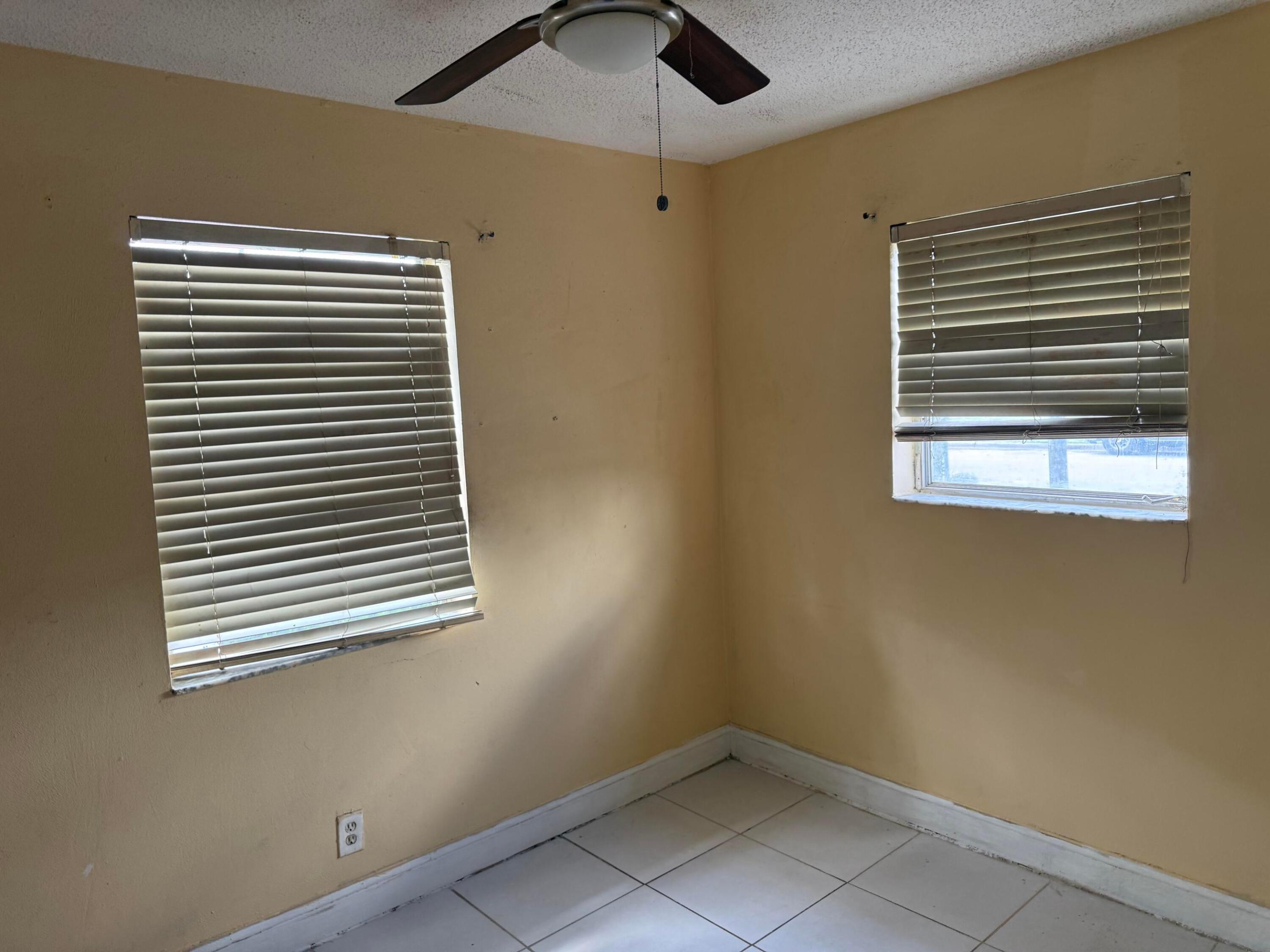 RIVIERA HEIGHTS - Residential