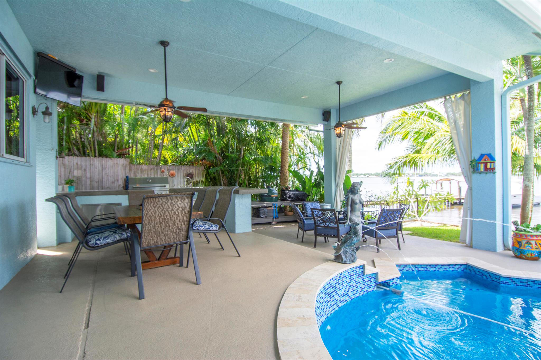 RIVER POINT - Residential