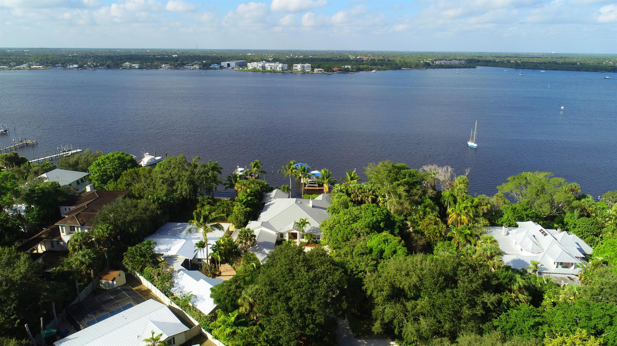 RIVER POINT - Residential