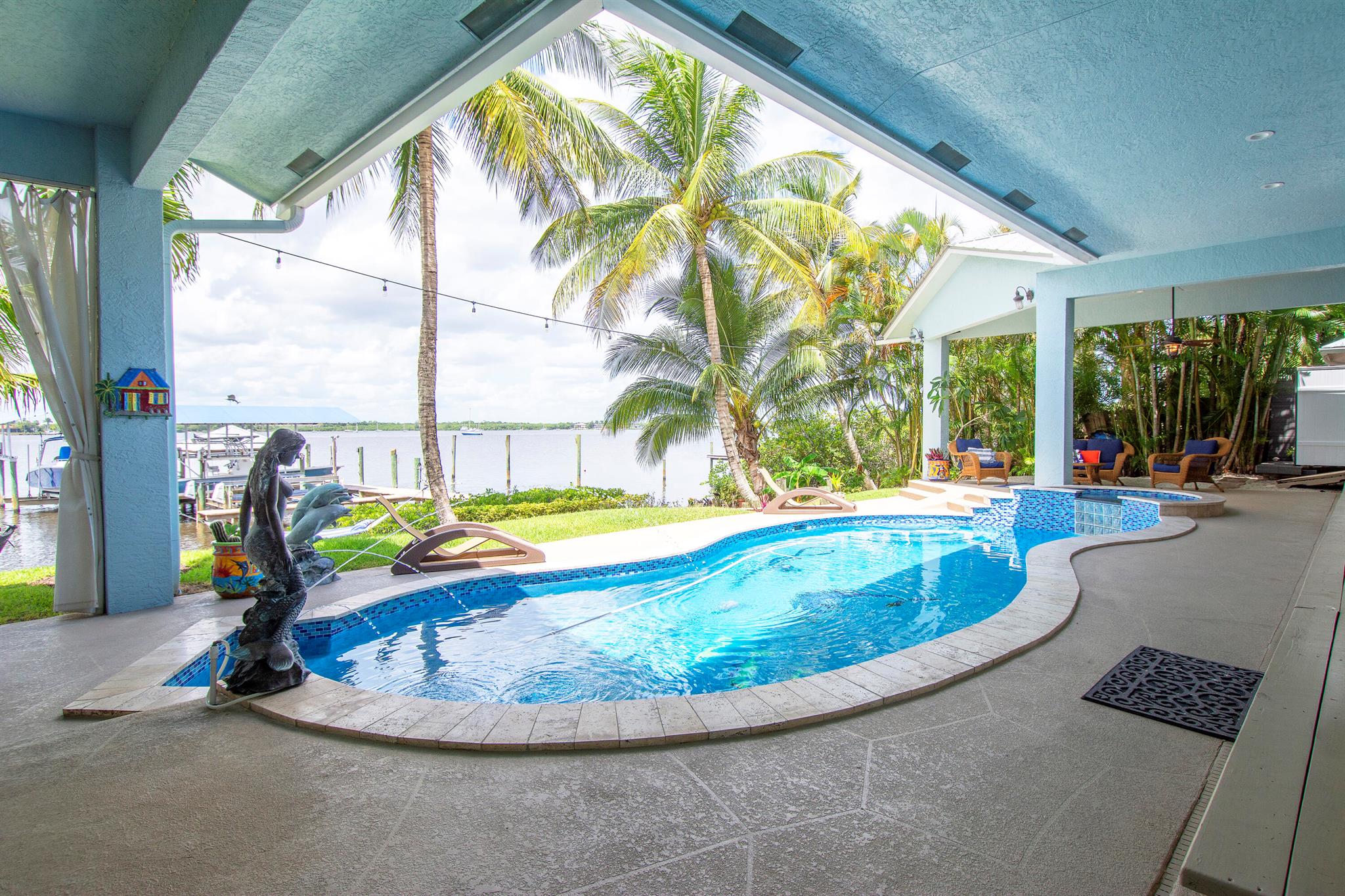 RIVER POINT - Residential