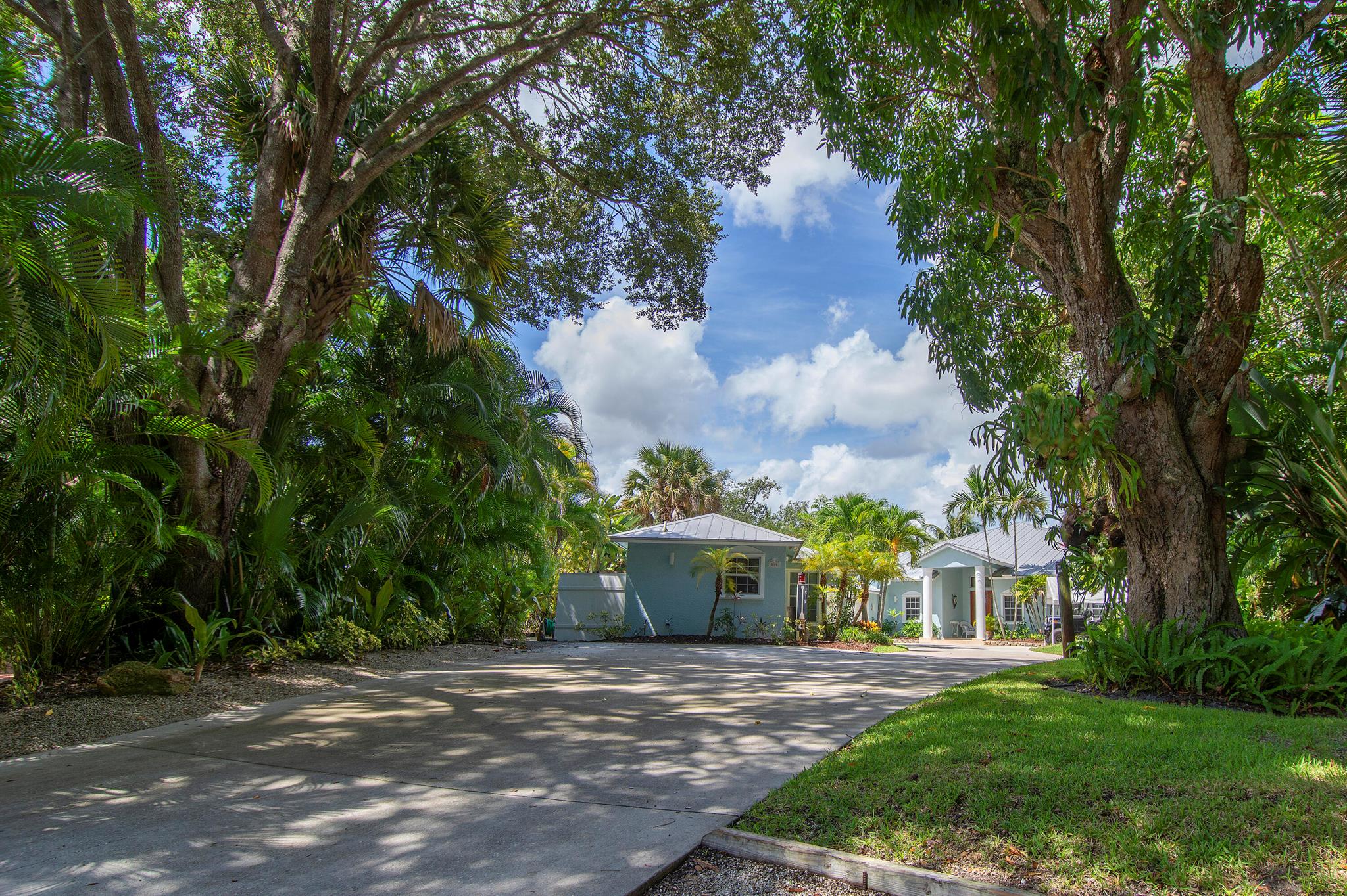 RIVER POINT - Residential