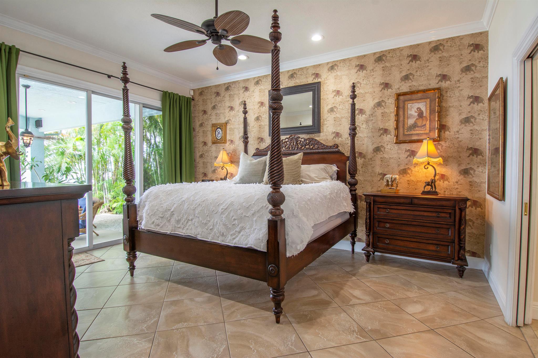 RIVER POINT - Residential