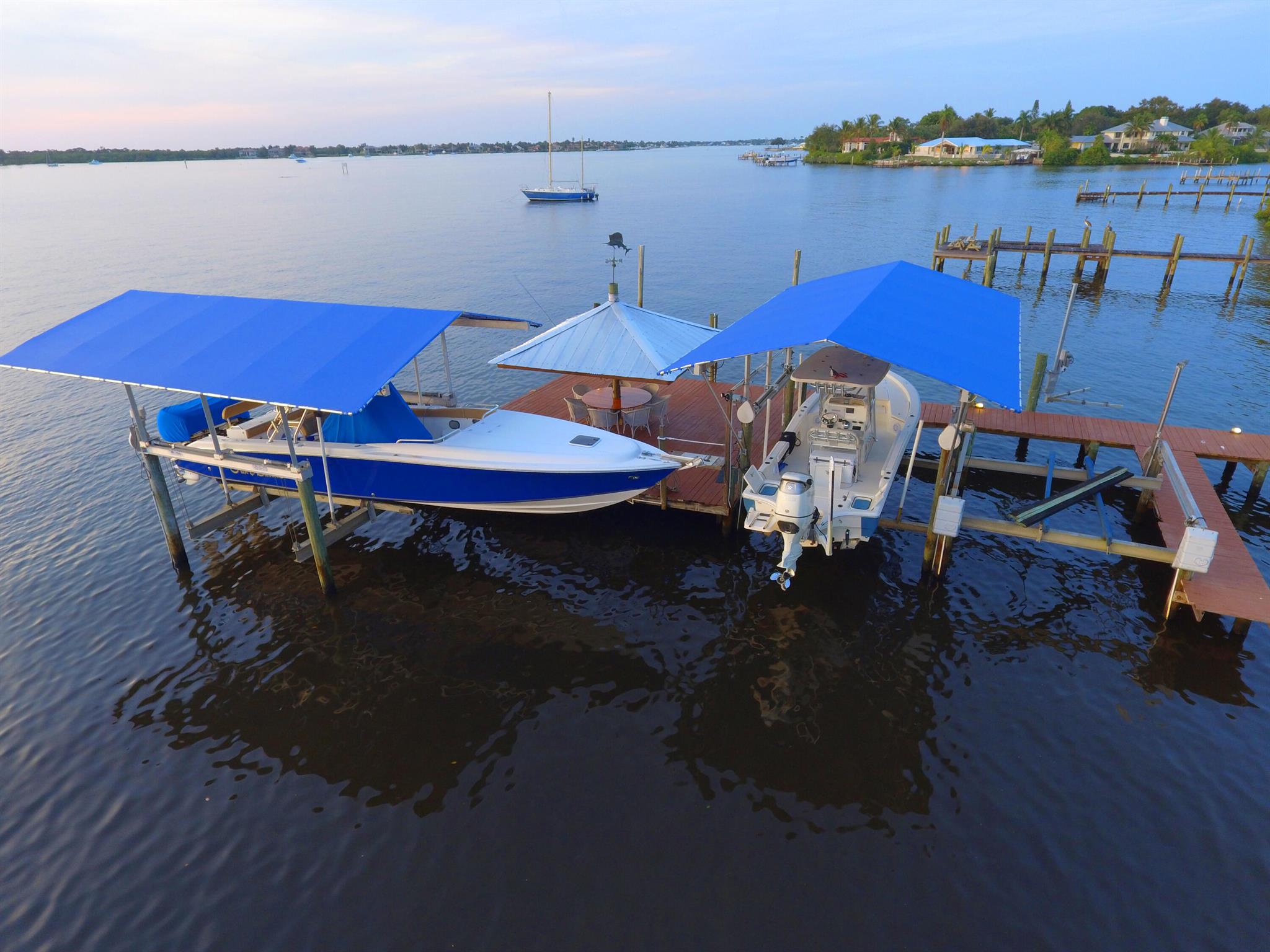 RIVER POINT - Residential