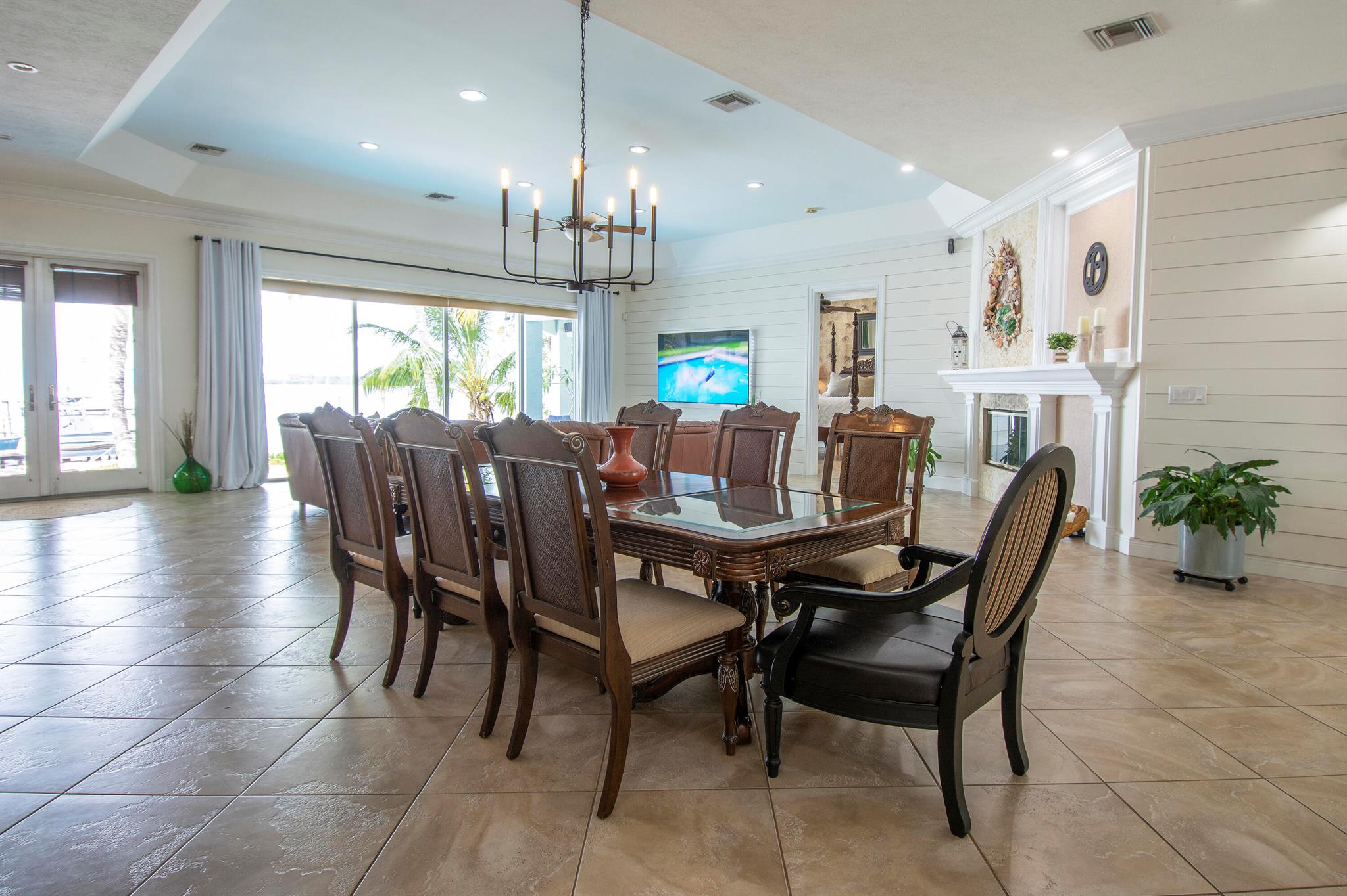 RIVER POINT - Residential