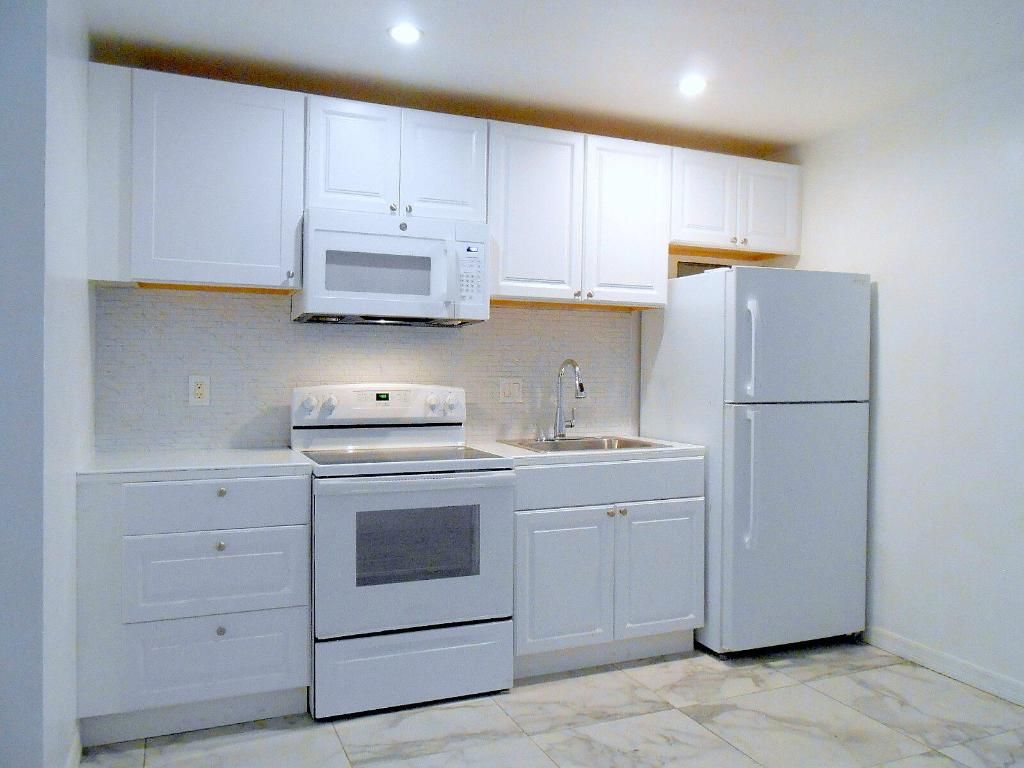 Photo of 519 S M Street, Lake Worth Beach, FL 33460 (MLS # R11107899)