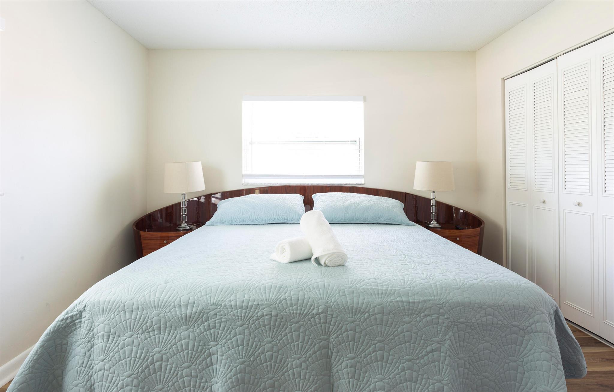 TROPIC PALMS 1 - Residential