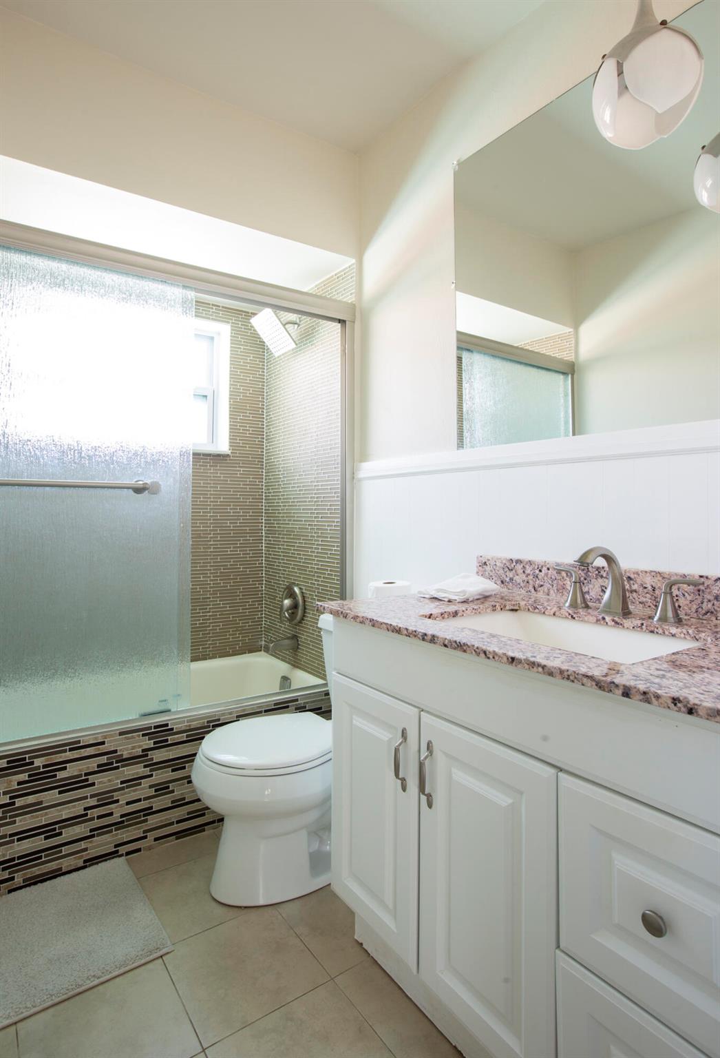 TROPIC PALMS 1 - Residential