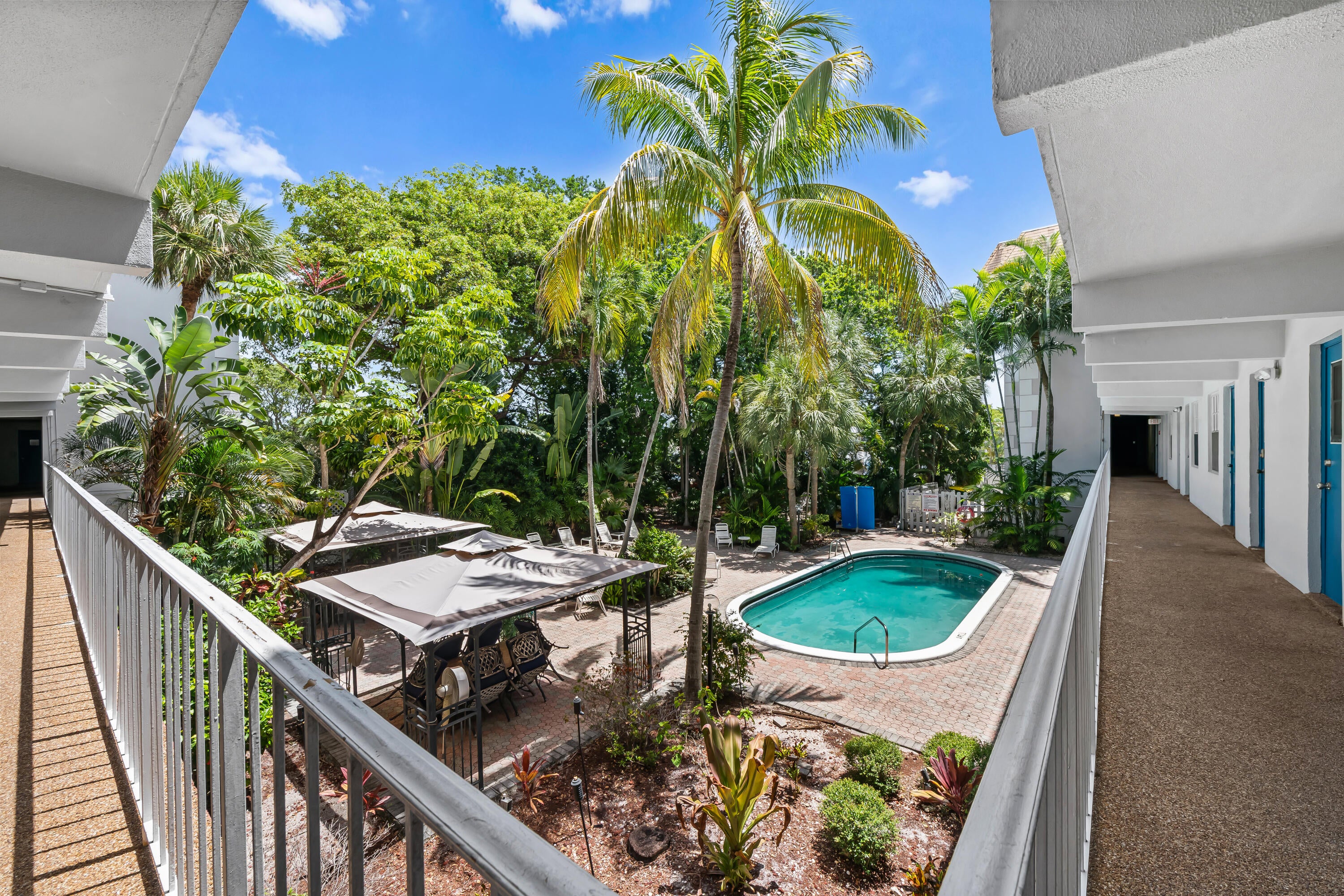 1407 NE 56TH Street 209