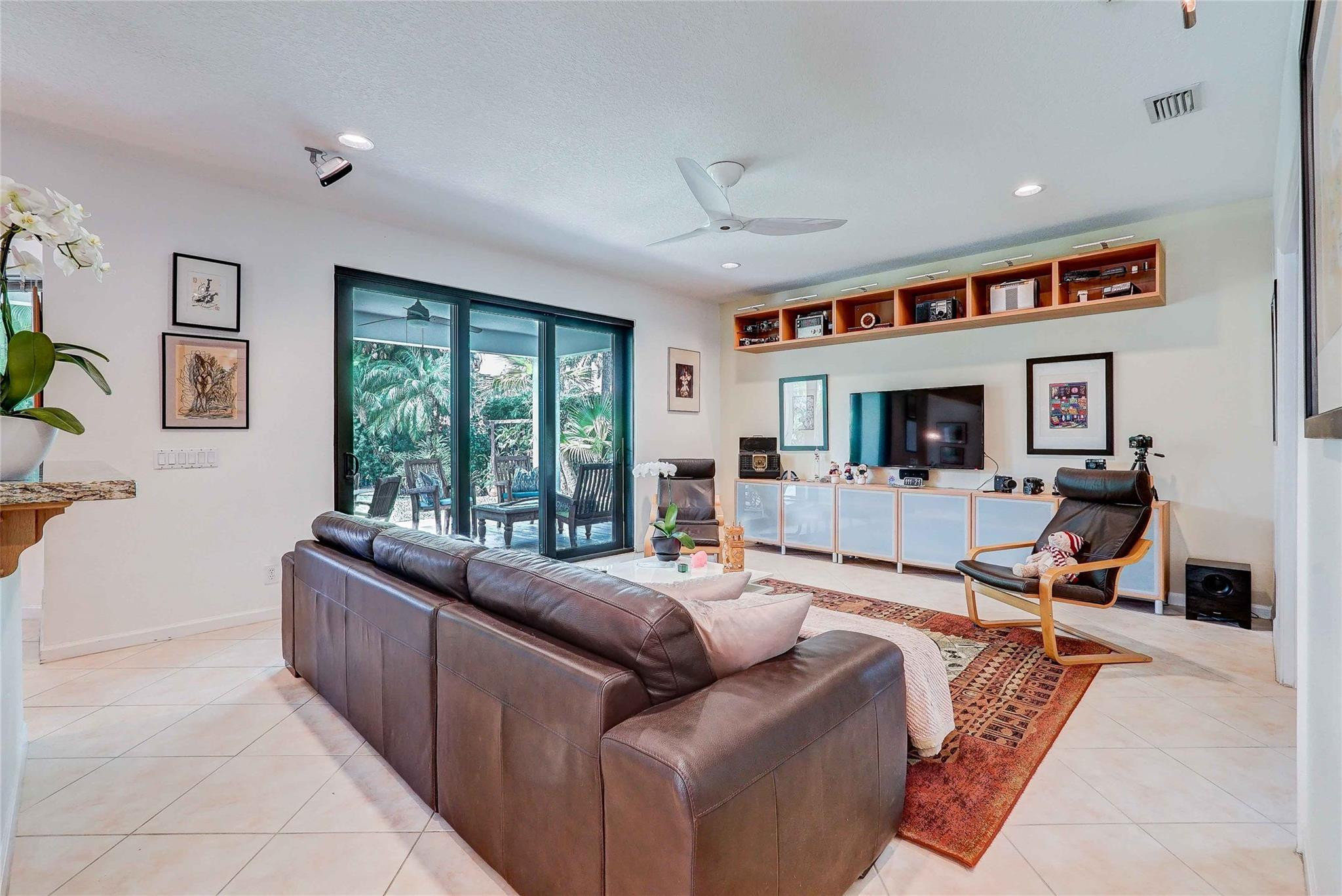 Sector 7 - Parcels J-2 & - Residential