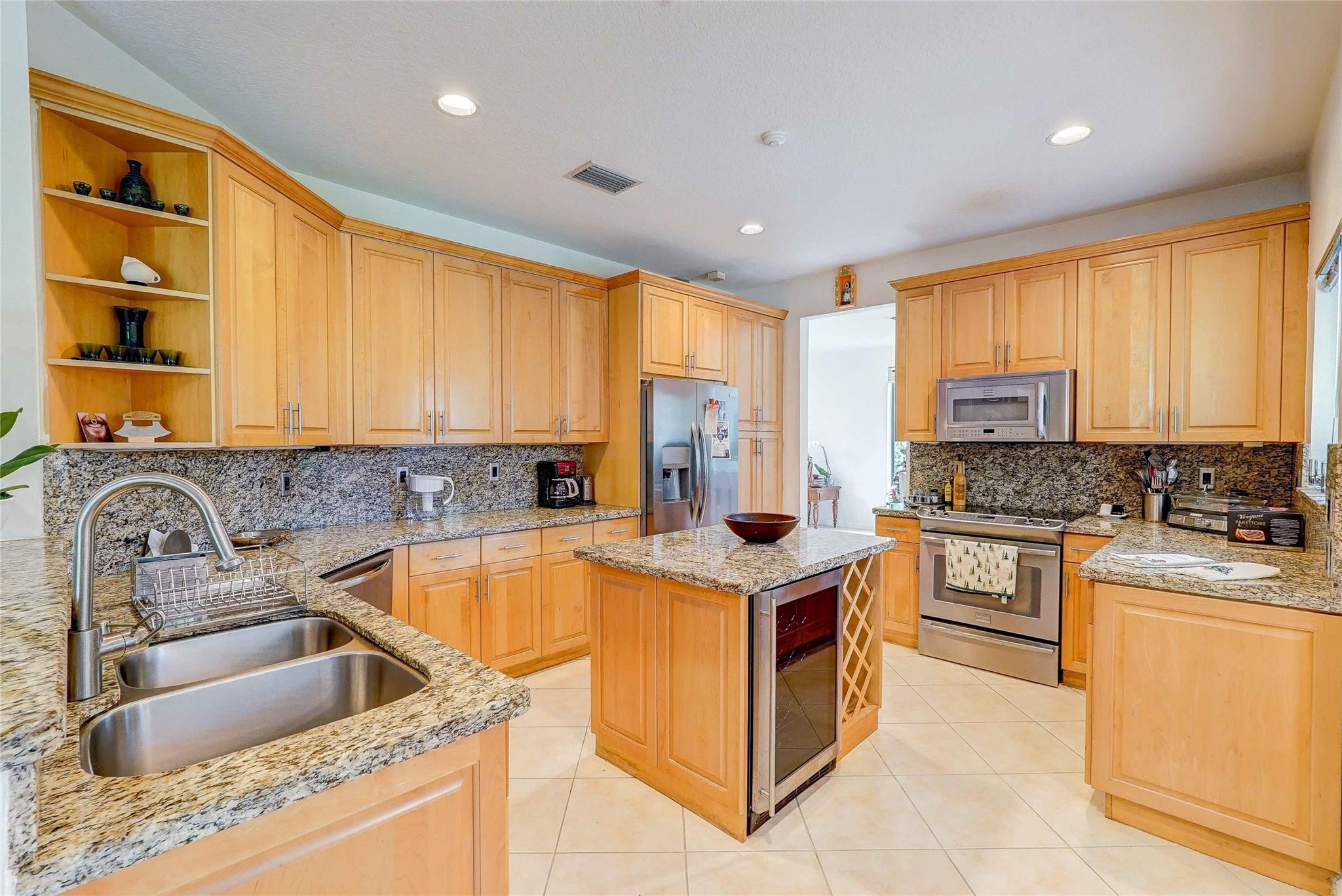 Sector 7 - Parcels J-2 & - Residential