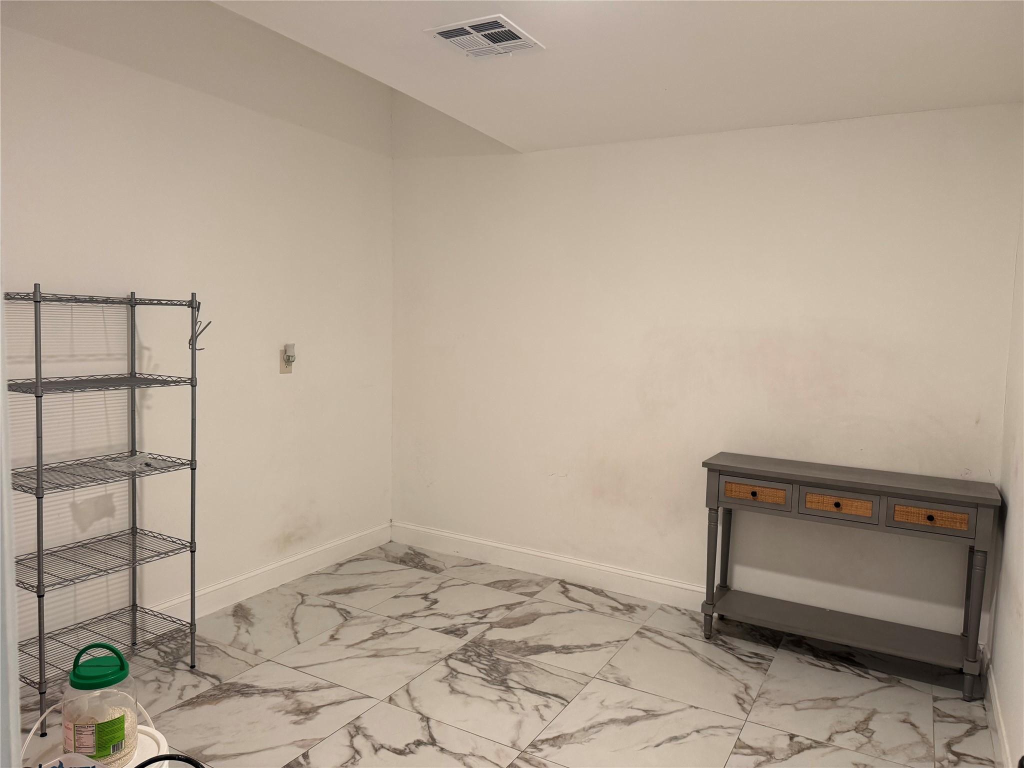 Monterra 175-155 B - Residential