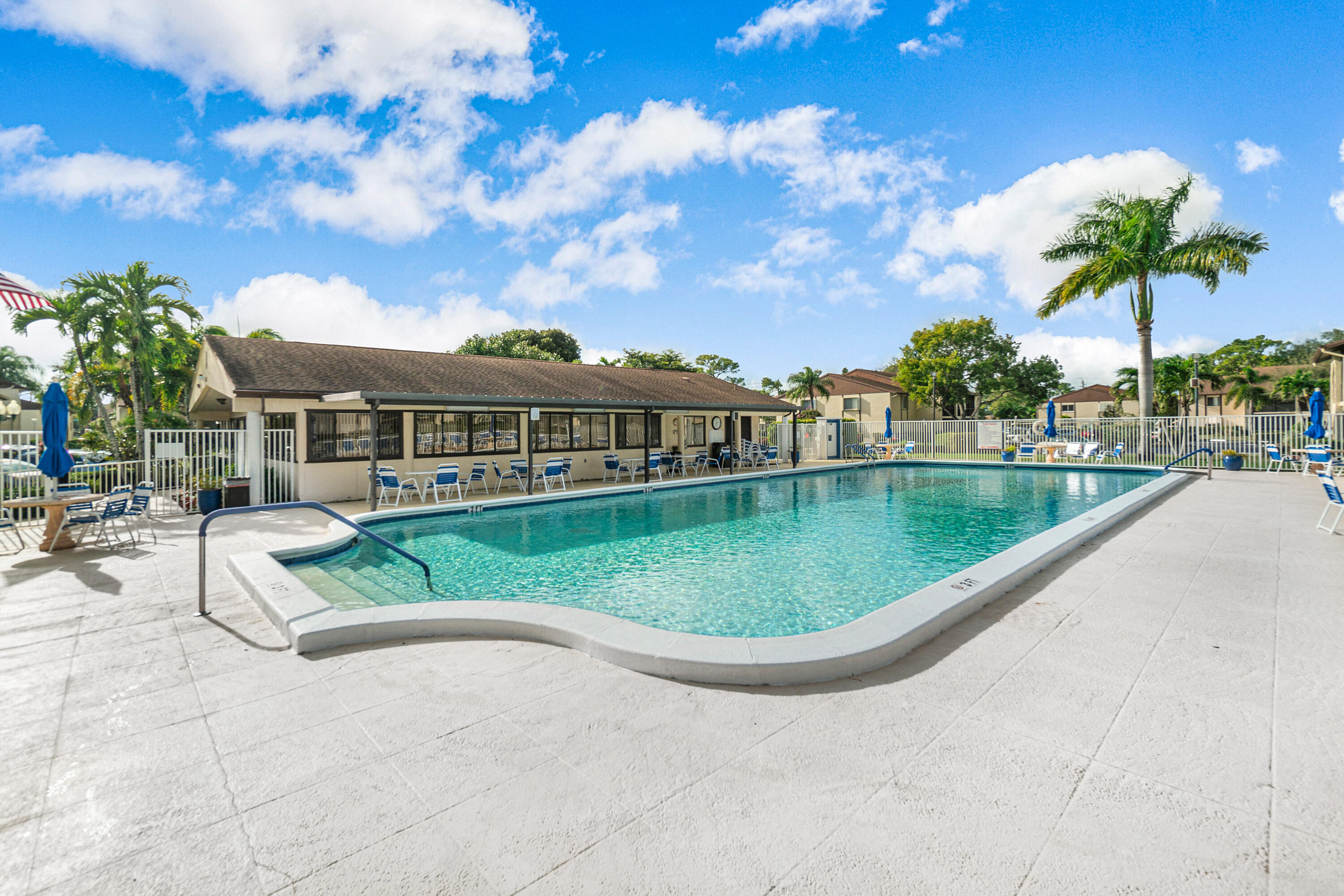 PINE RIDGE SOUTH I CONDO - Residential