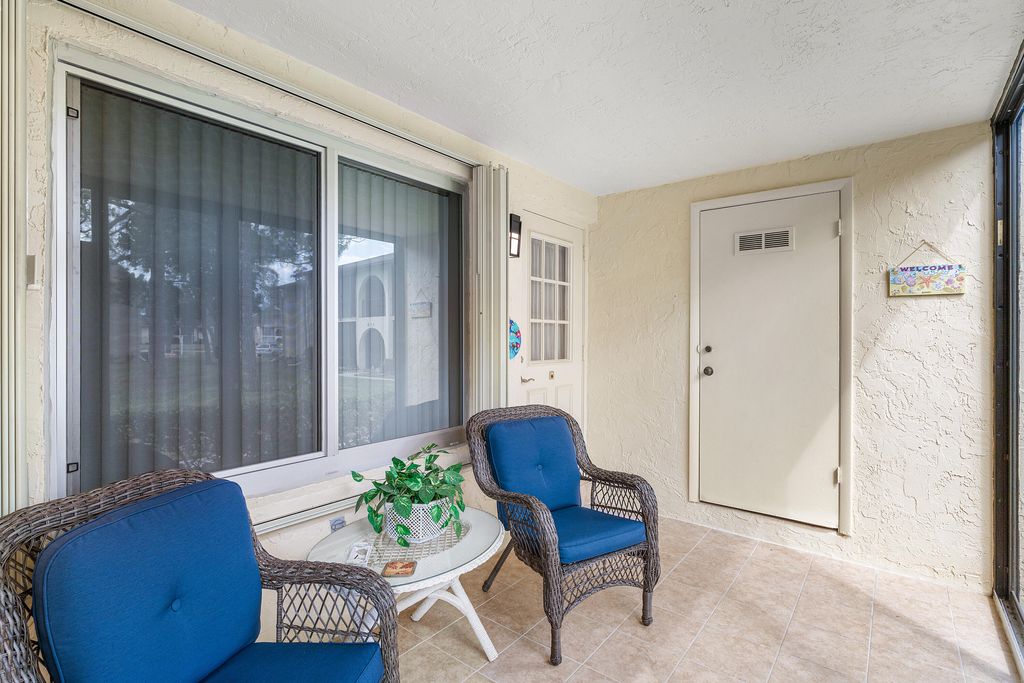 Photo of 114 Lake Pine Circle #B-1, Greenacres, FL 33463 (MLS # R11167295)