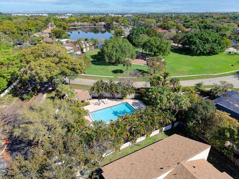 Tiny photo for 7906 NW 10th Street #7906, Plantation, FL 33322 (MLS # B26006130)