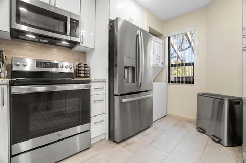 Tiny photo for 7906 NW 10th Street #7906, Plantation, FL 33322 (MLS # B26006130)