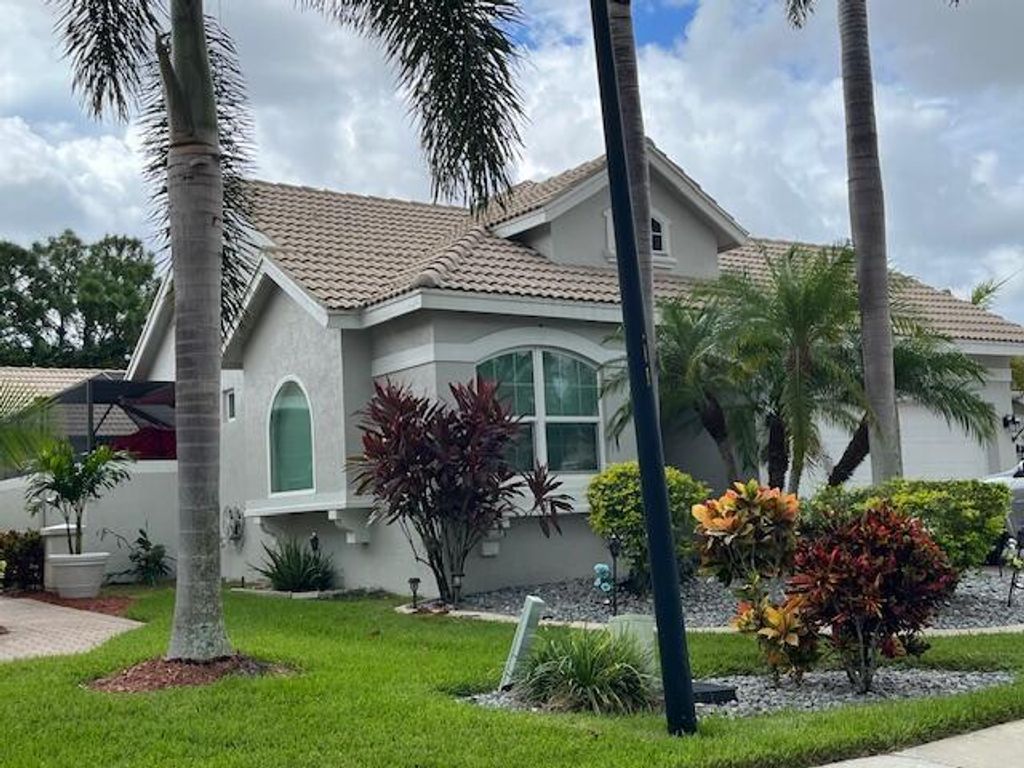 Photo of 652 SW Munjack Cove, Port Saint Lucie, FL 34986 (MLS # R11082931)