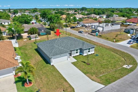 A home in Port St Lucie