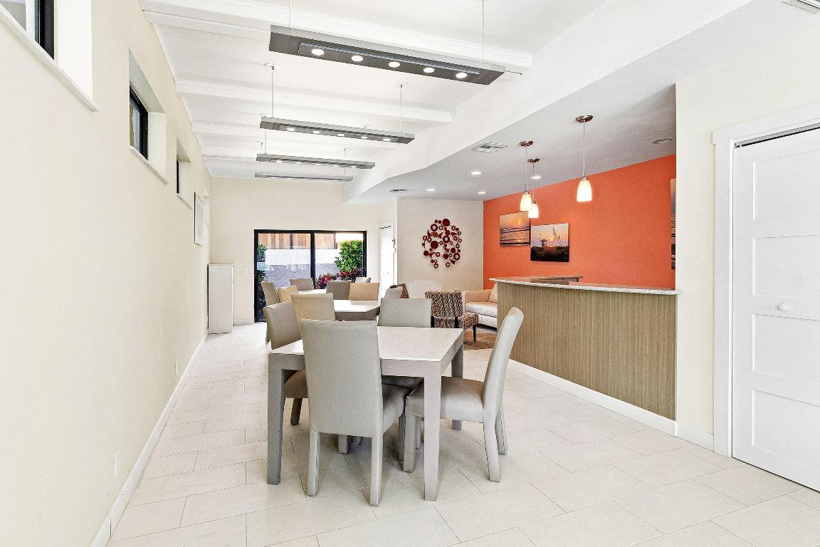 WINDEMERE HOUSE CONDO - Residential