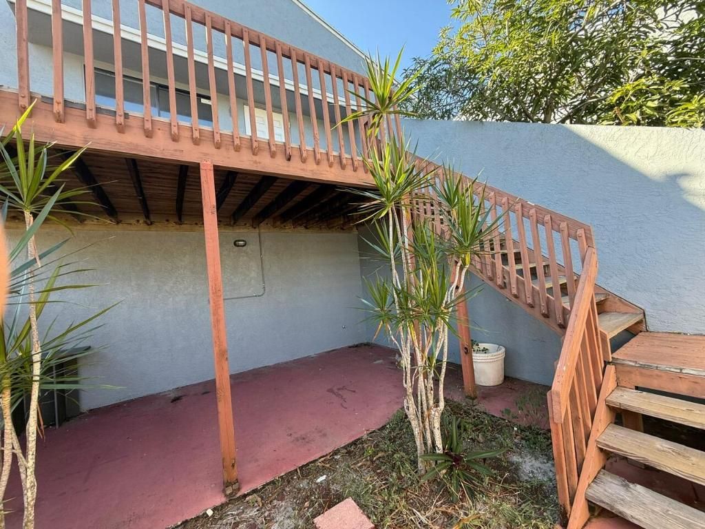 Photo of 24 Crossings Circle #H, Boynton Beach, FL 33435 (MLS # R11143906)
