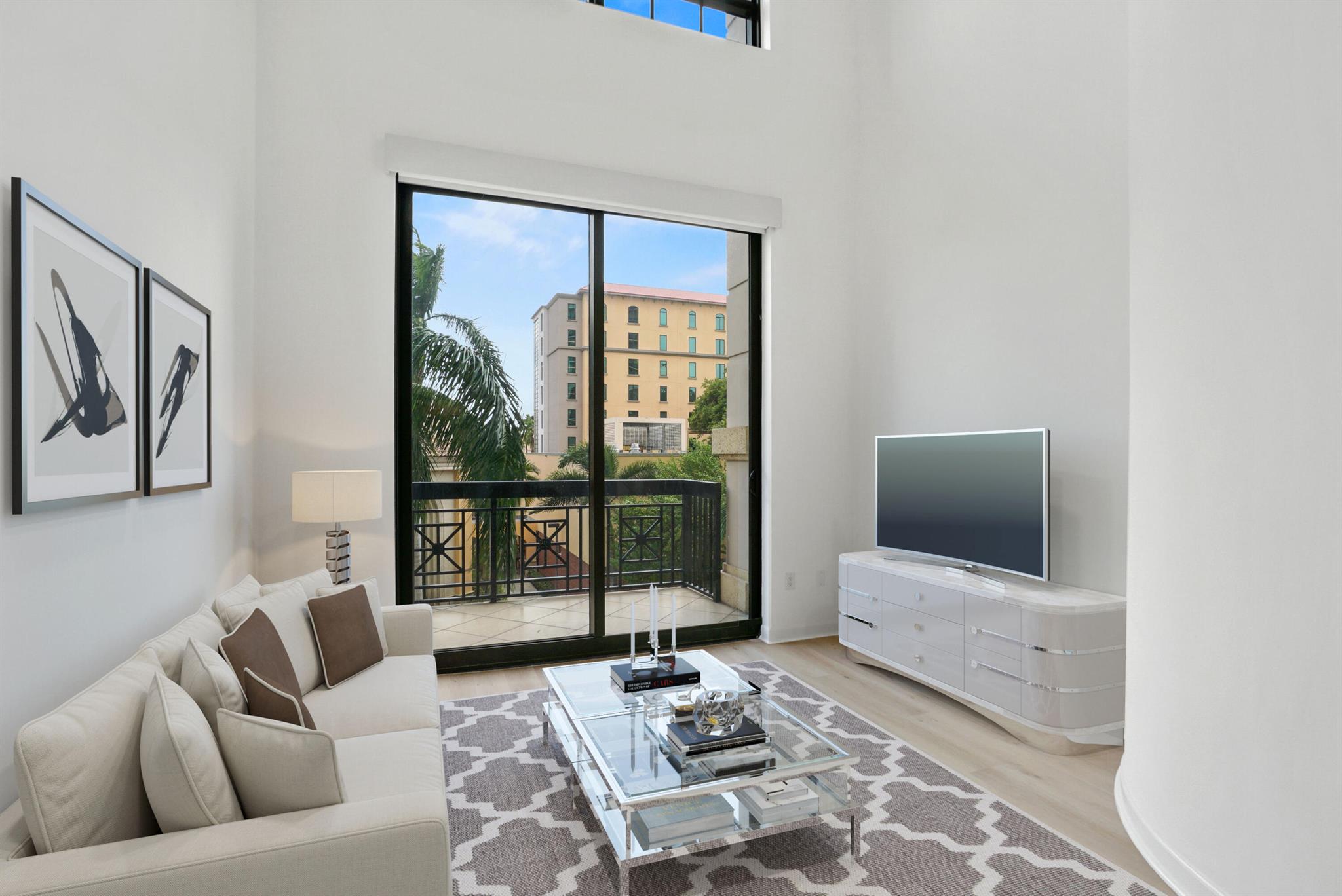 801 S Olive Avenue 211