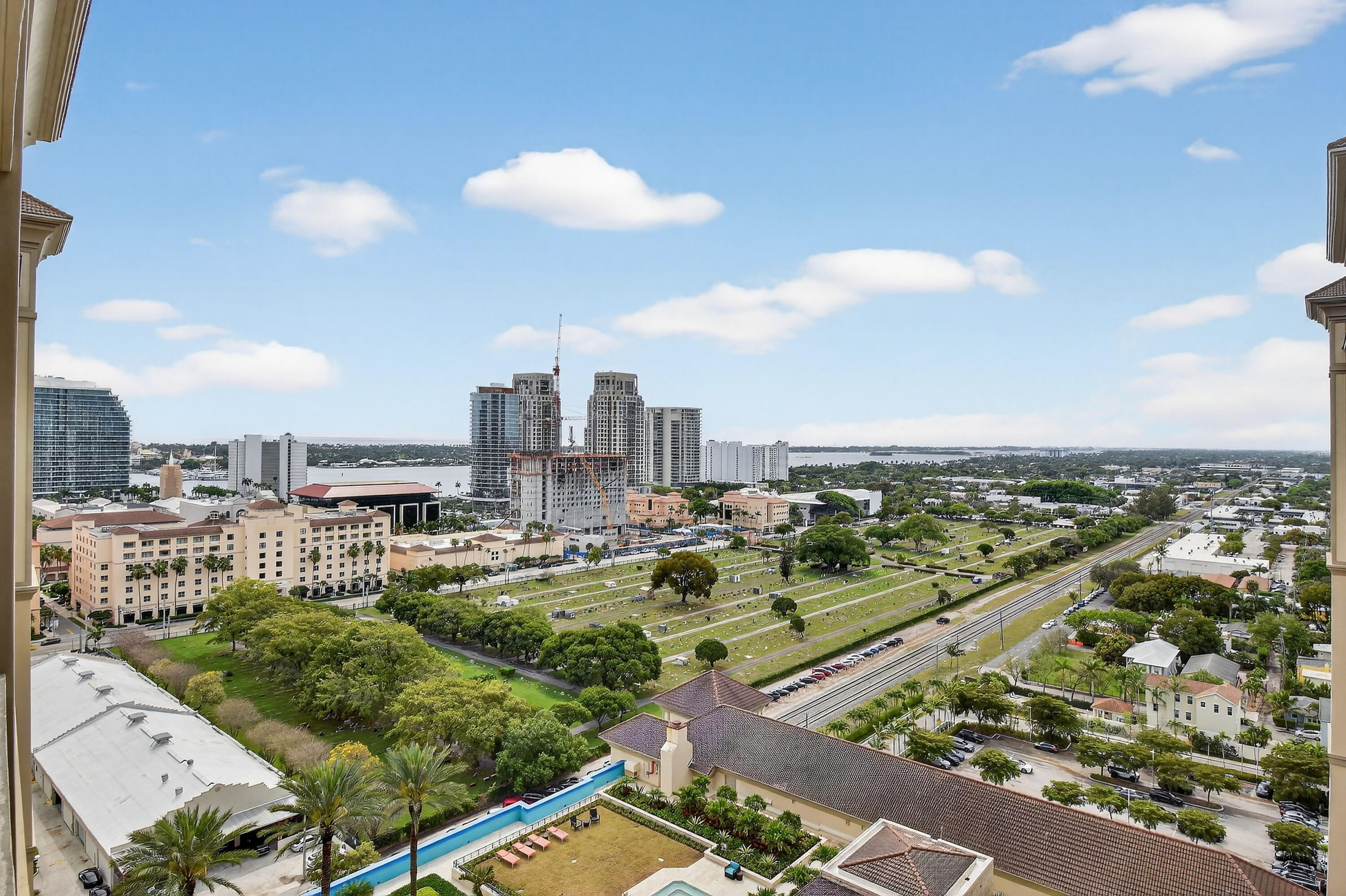 CITYPLACE SOUTH TOWER CONDO - Residential Lease