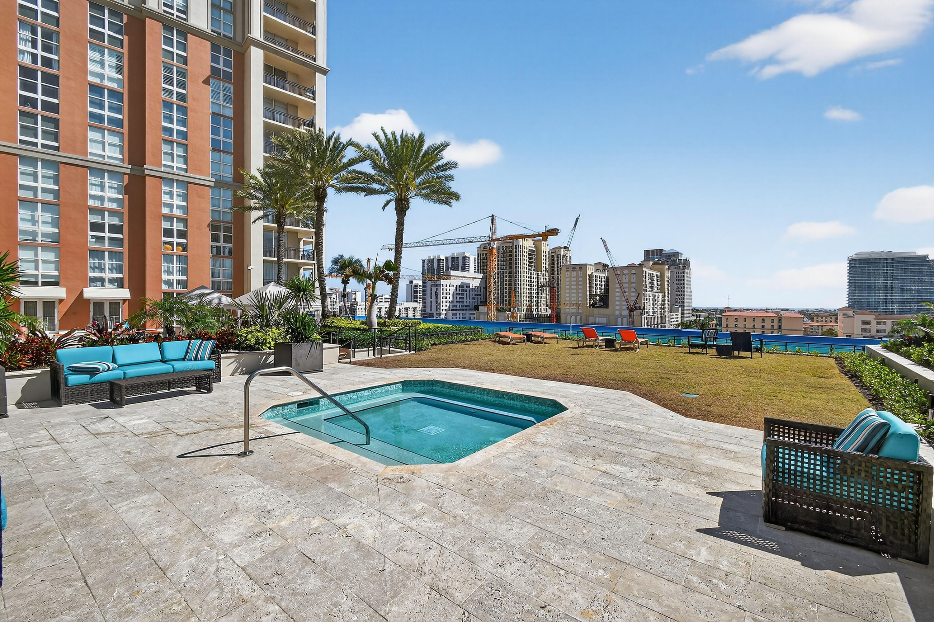 CITYPLACE SOUTH TOWER CONDO - Residential Lease